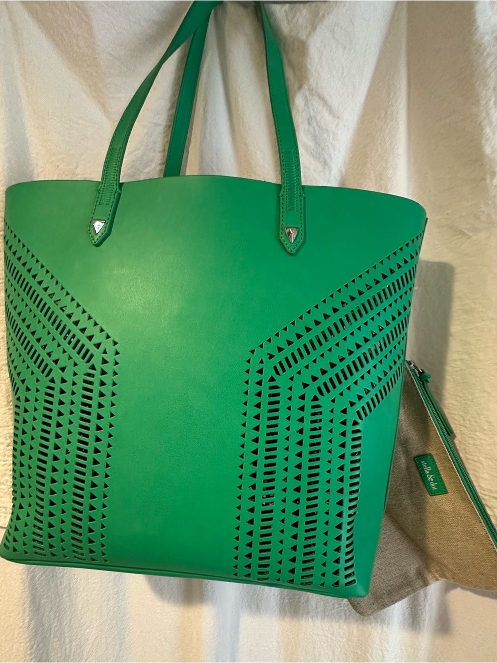 Stella & Dot Filmore Tote Kelly Green